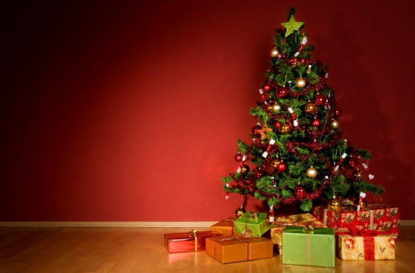 Sapin de Noël et cadeaux